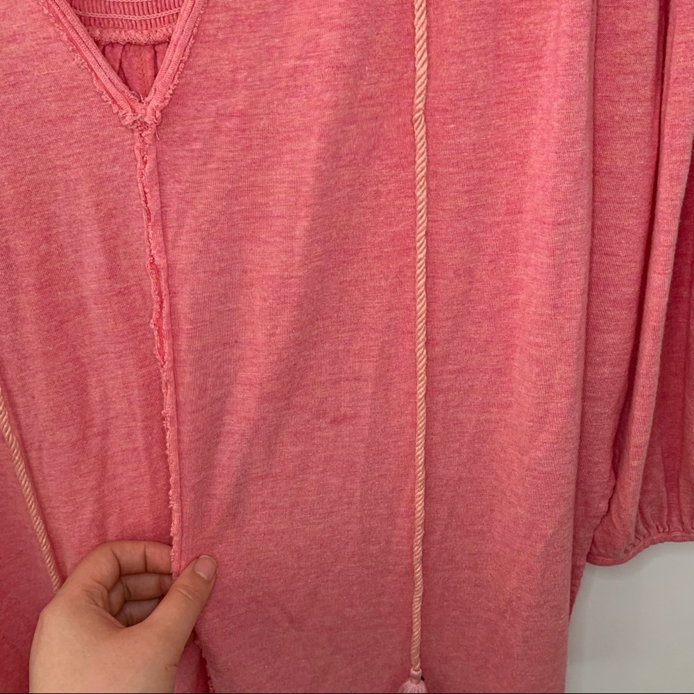 We The Free Pink Linen Blend V Neck ¾ Sleeve Top Size Small - Picture 3 of 12